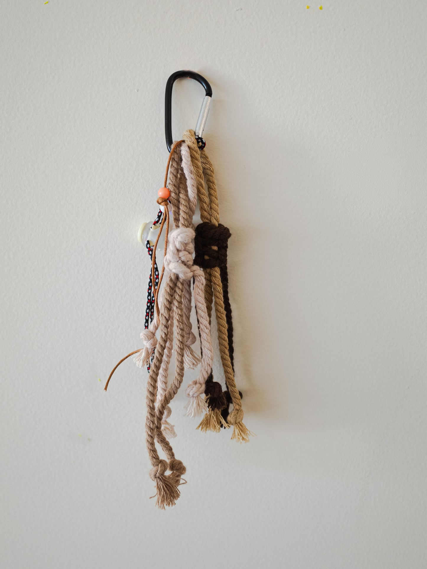 Knot Charm: Caramel