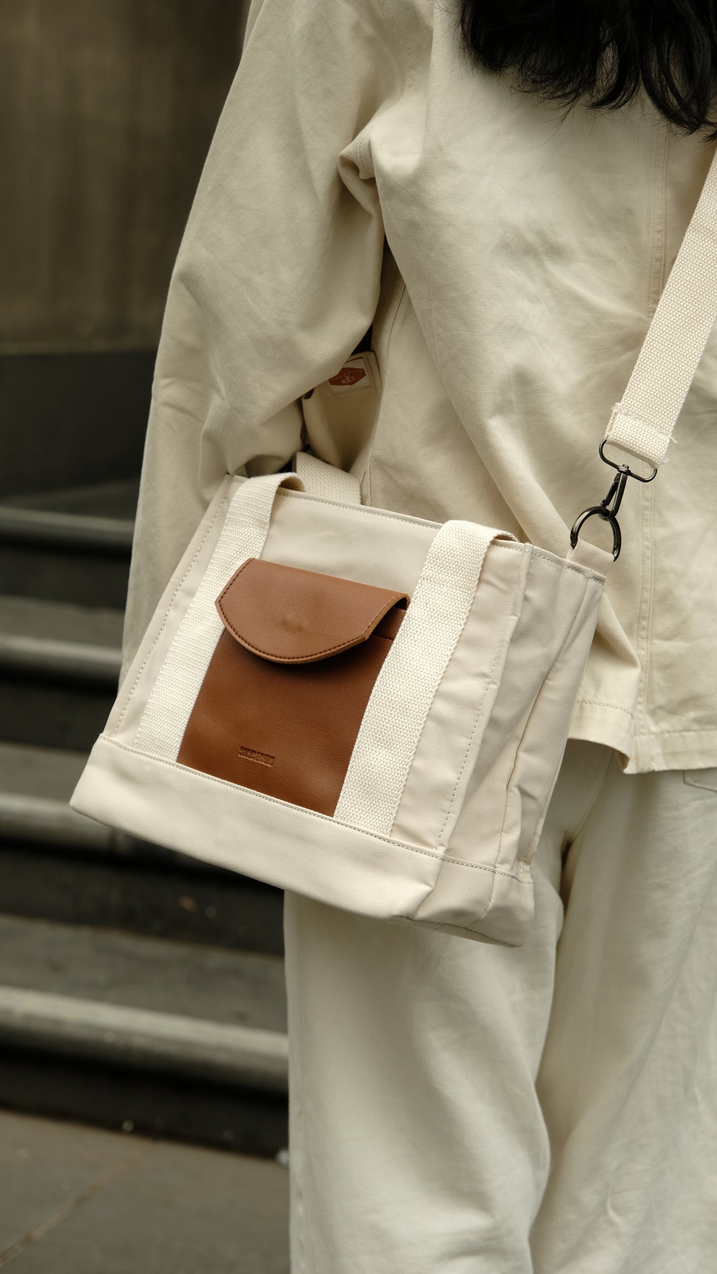 City Bag: Caramel (M)